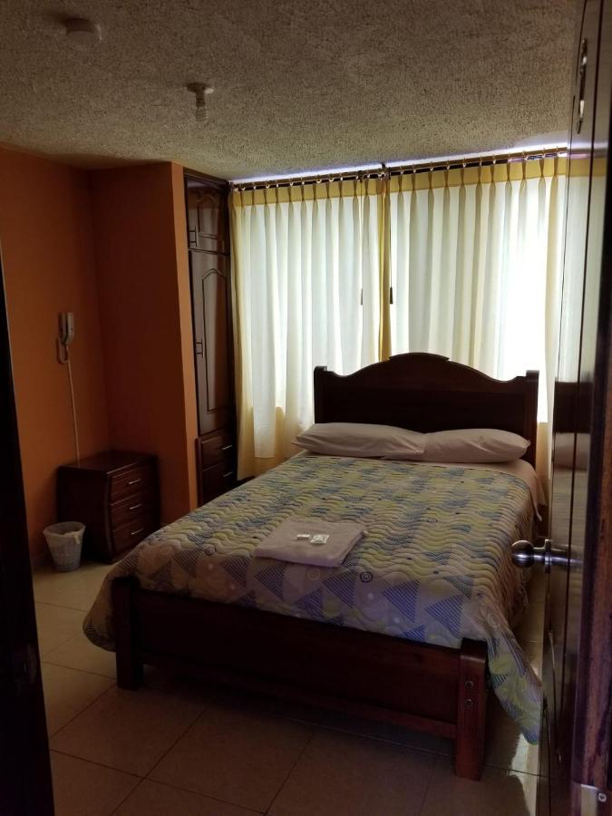 Hostal El Confort Quito Norte エクステリア 写真