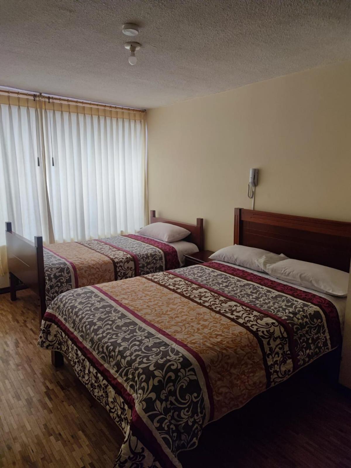 Hostal El Confort Quito Norte エクステリア 写真
